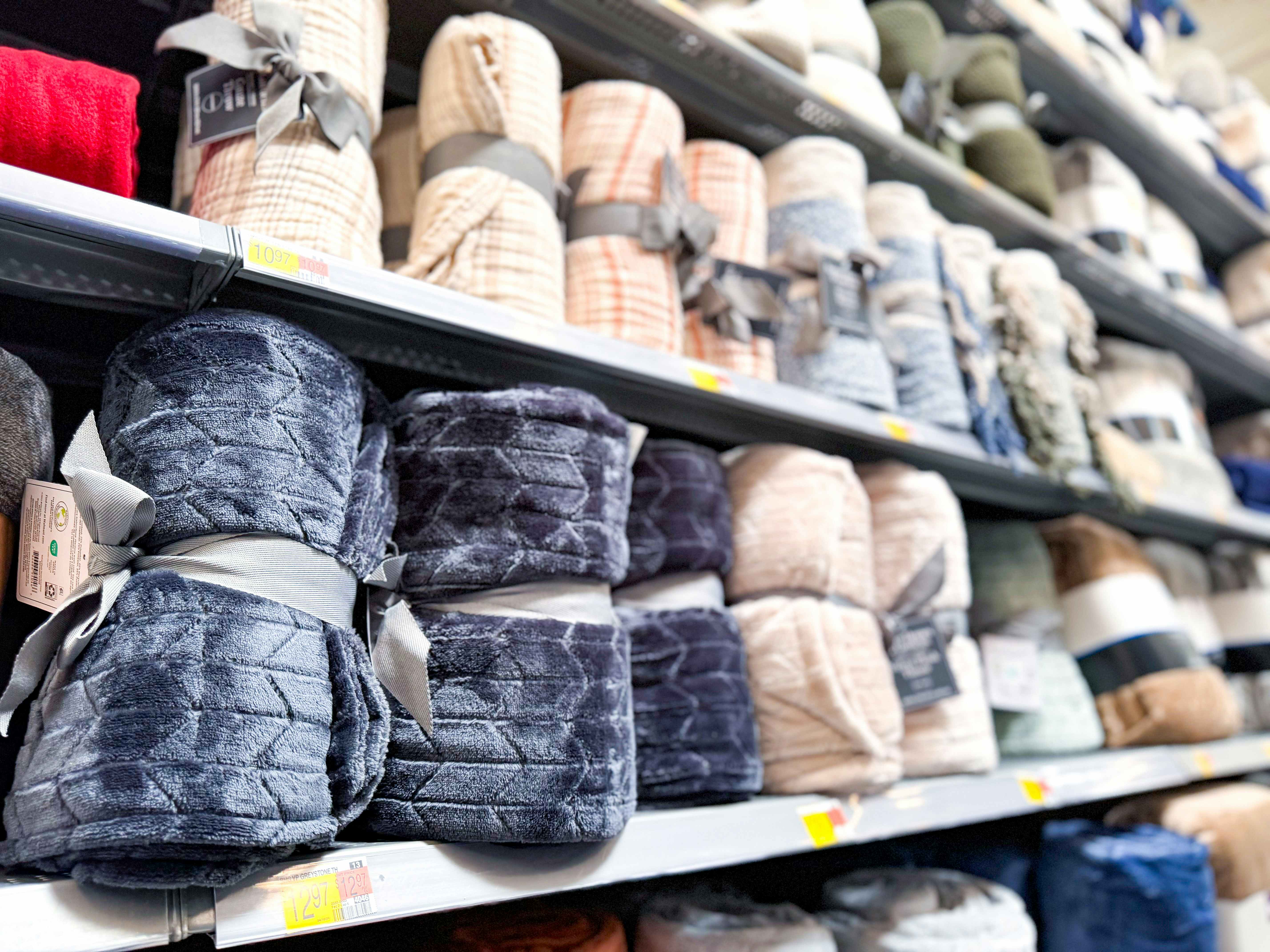 Clearance Throw Blankets Still in Stock at Walmart — Prices Start at $6.48