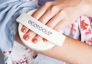 amazon ecotools dry body brush screenshot 1656614581 1656614581