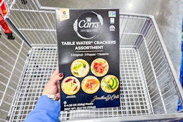costco-carrs-table-water-crackers