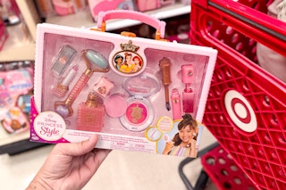 disney-princess-makeup-totes-target3