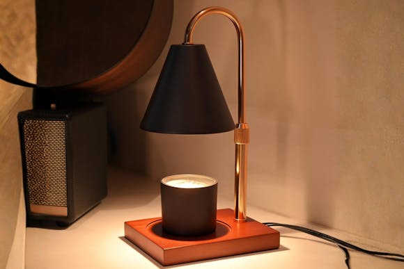 This $31 Candle Warmer Lamp Is Just $15.49 on Amazon