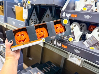 aldi-halloween-led-ceramic-pumpkins-and-ghosts