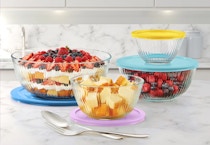 Pyrex Glass Mixing Bowl Set