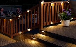 deck light on a deck's railing