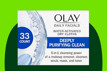Olay Daily Facials, Deeply Purifying Clean, 5-in-1 Cleansing Wipes with Power of a Makeup Remover, Scrub, Toner, Mask and Cleanser, 33 Count