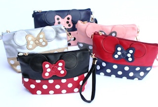 amazon-minnie-mouse-inspired-cosmetic-handbag
