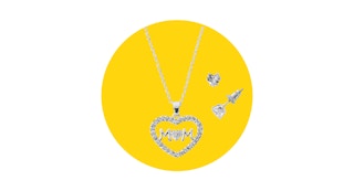 kohls mothers day jewelry featured image 1682254991 1682254991