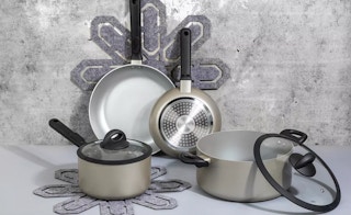8-piece cookware set