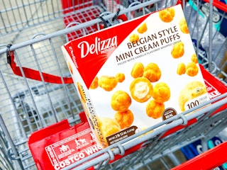 costco-delizza-cream-puffs