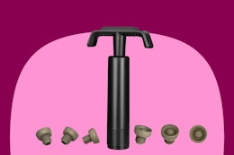 wine saver vacuum pump and corks