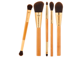 5 Tarte Brushes