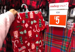 old-navy-pajama-pants-113019b