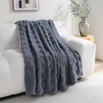 Zane Plush Throw