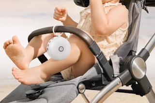 Dreamegg White Noise Machine on baby stroller