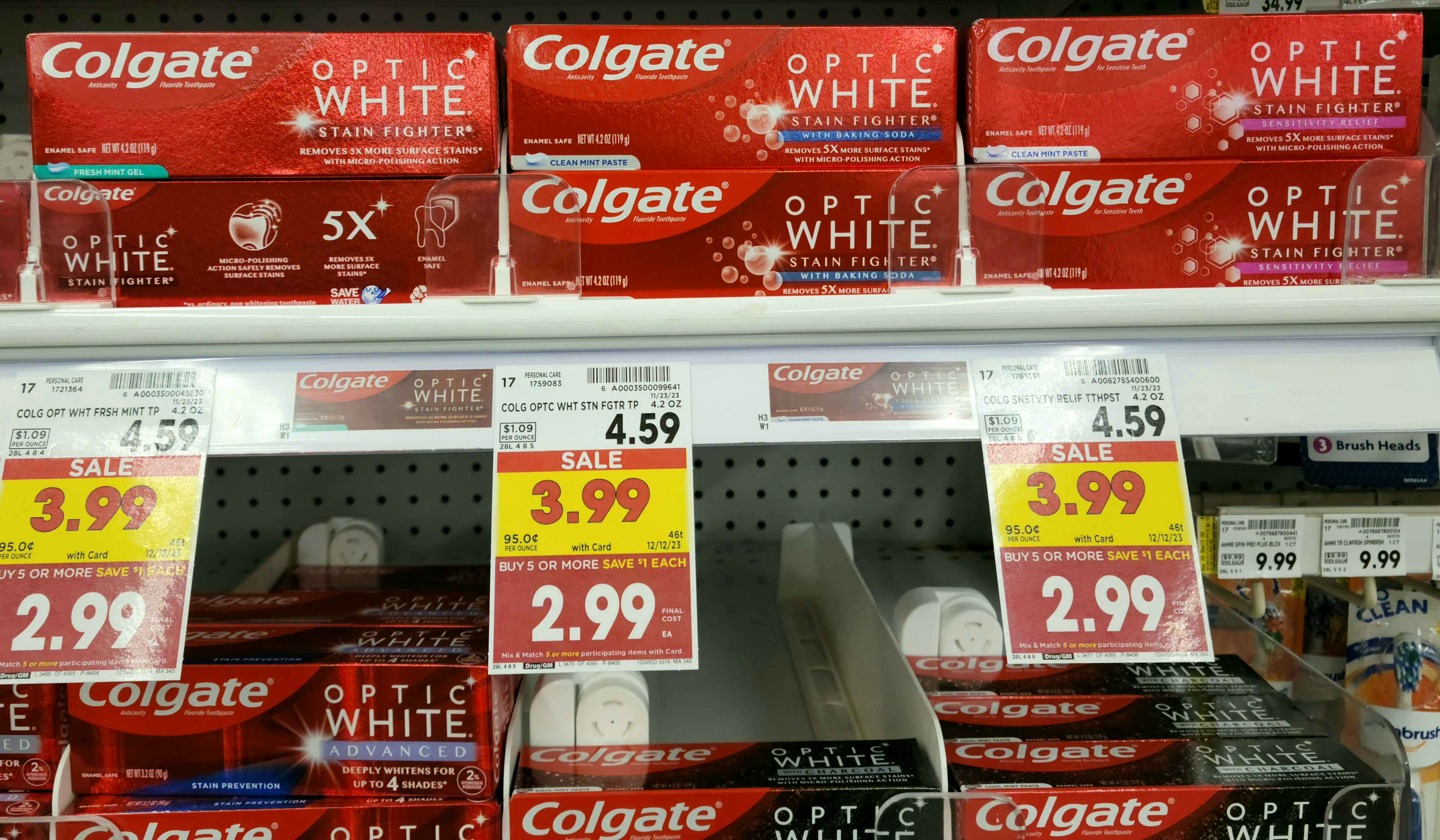 kroger-colgate-optic-white-toothpastes-sv