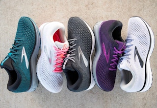 zulily-brooks-sneakers-2023-2