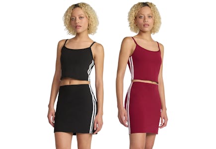 No Boundaries Women's Apparel Set