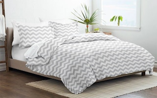 zulily-3-piece-duvet-white-and-gray-aug-2022