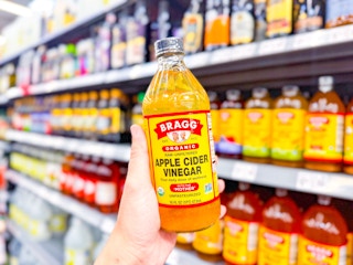 Bragg Apple Cider Vinegar held up in Walmart store
