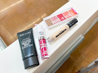 cvs-wet-n-wild-cosmetics-1