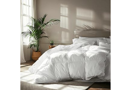 Serta Goose Feather King Comforter