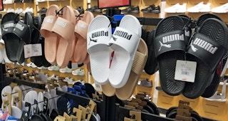 finishline puma slide sandals 913 2 1536889575