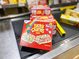 publix lucky charms cereal bars 092321 1632443868 1632443868