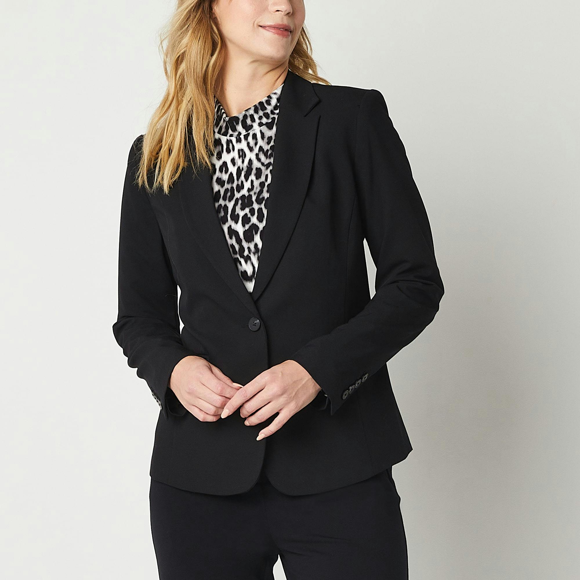 Women's Classic Fit Blazer