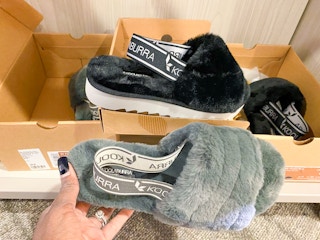 koolaburra ugg fluffy sandals