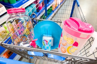 Mainstays Summer Items (2024) in Walmart shopping cart