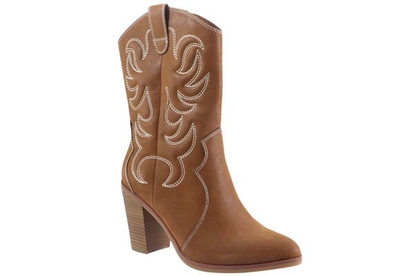 The Pioneer Boots