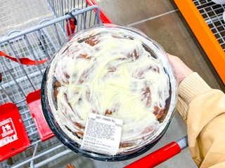 costco-cinnamon-rolls-2