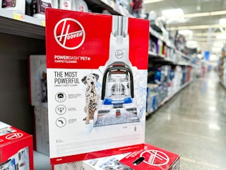 hoover-powerdash-cleaner in walmart aisle