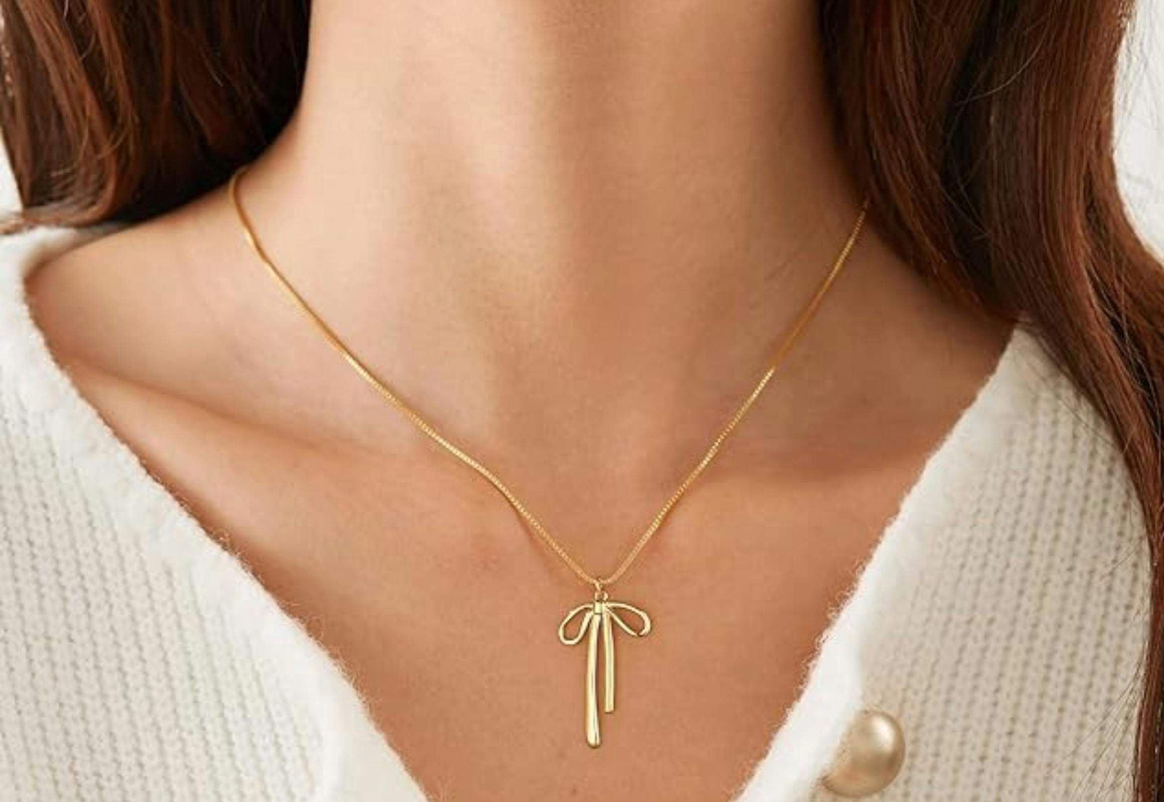 Bow Necklace