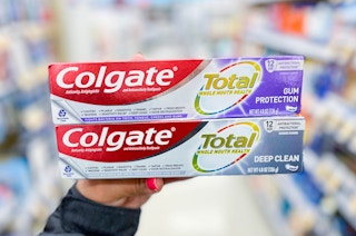 walgreens-colgate-total-toothpaste-dec-2021