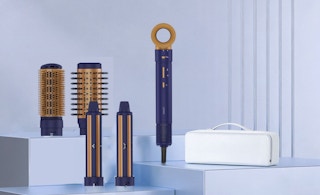 a hot air styler and it's attachements