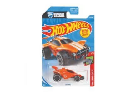 2 Hot Wheels Cars