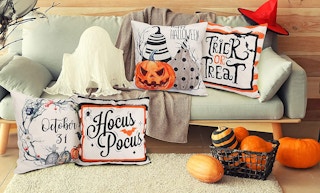 amazon-halloween-pillow-covers