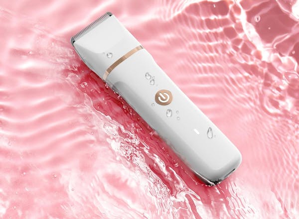 This Bikini Trimmer Dropped to $12.79