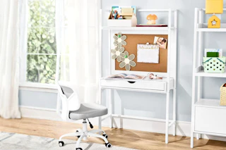 Lifestyle image of the BYO Kids Ladder Desk in room setting