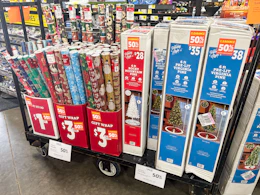 christmas clearance items at dollar general