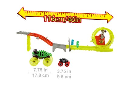 Hot Wheels Monster Trucks Track