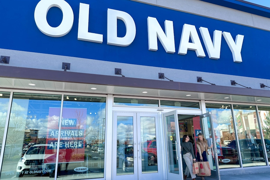 old-navy-sale-kcl-model-store