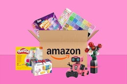 New Toy Deals on Amazon: $4.79 Play-Doh Set, $3.99 Bracelet Kit, and More card image