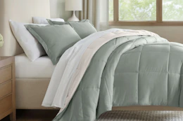 linen and hutch