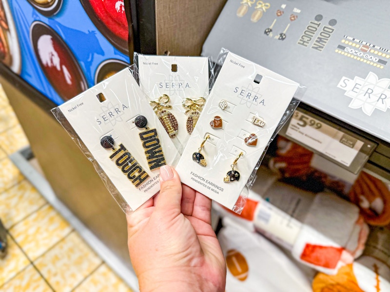 aldi-game-day-earrings