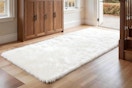 white fluffy area rug in entrance way