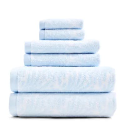 Liz Claiborn Bath Towel