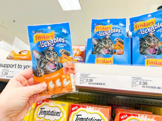 friskies-lickables-cat-treats-target3