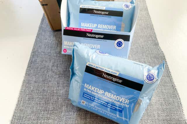 Neutrogena Makeup Remover Wipes Twin-Pack, as Low as $7 on Amazon card image